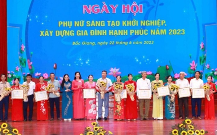 Bắc Giang: Ngày Hội phụ nữ sáng tạo khởi nghiệp, xây dựng gia đình hạnh phúc năm 2023